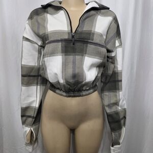 PrettyLittleThing Green Plaid Zip-Up Hoodie